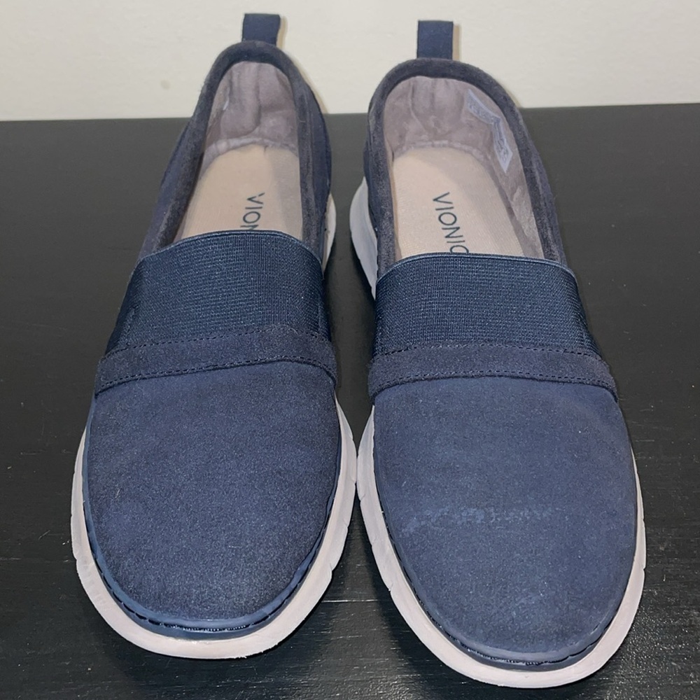 VIONIC Kristi Navy Suede‎ Slip on Loafers.  Size 8.